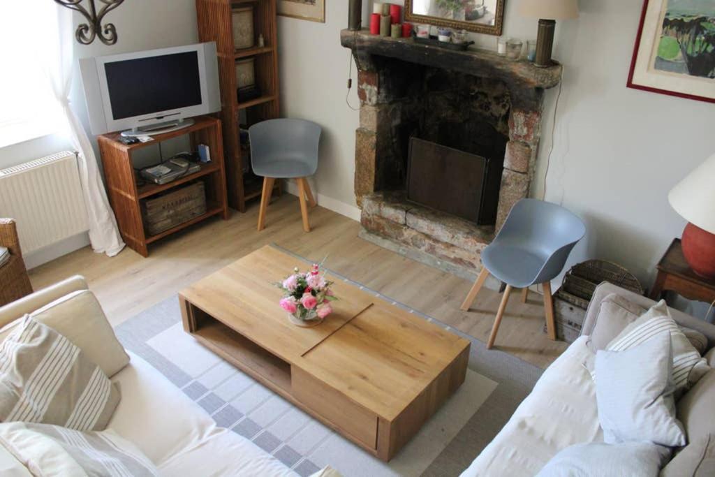 La Petite Maison Trégastel Extérieur photo